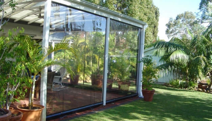 Folie transparenta pentru terase